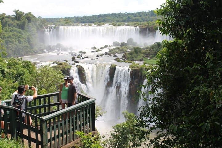 Vista panorâmica da Usina de Itaipu